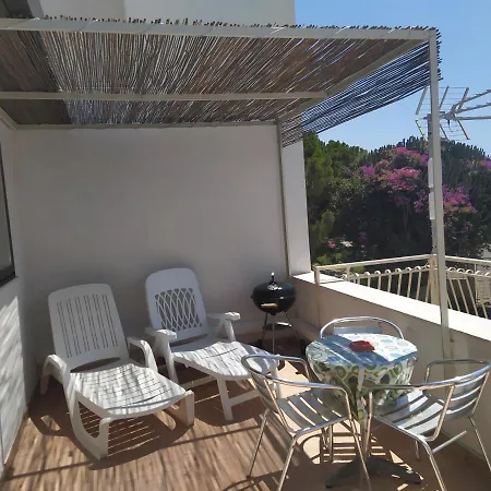 Sasha's * أفولا